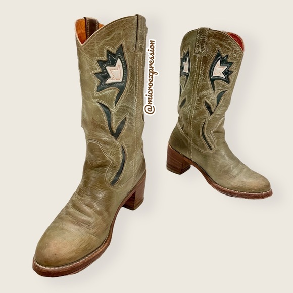 VINTAGE Frye Floral Inlay Green Boho Leather Chunky Heel Pull On Campus Boot - Picture 3 of 10